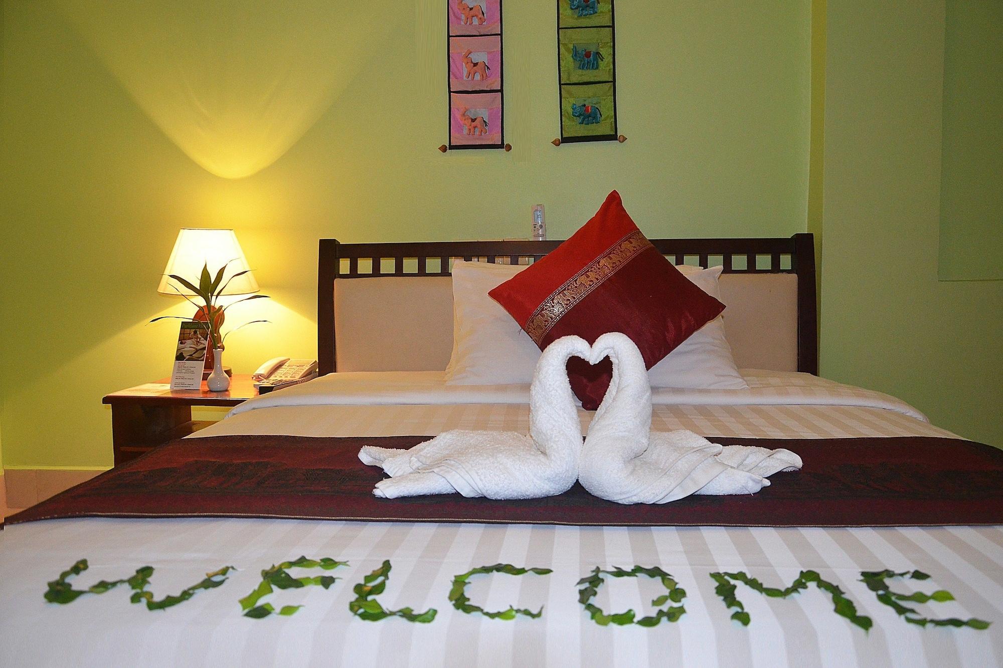 Parklane Hotel Siem Reap Buitenkant foto