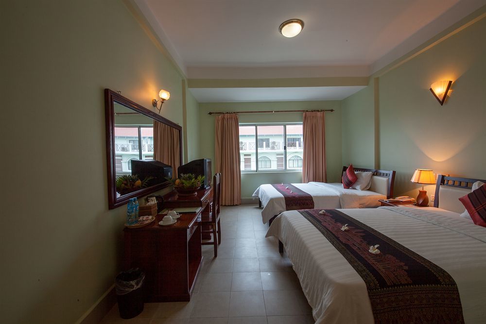 Parklane Hotel Siem Reap Buitenkant foto